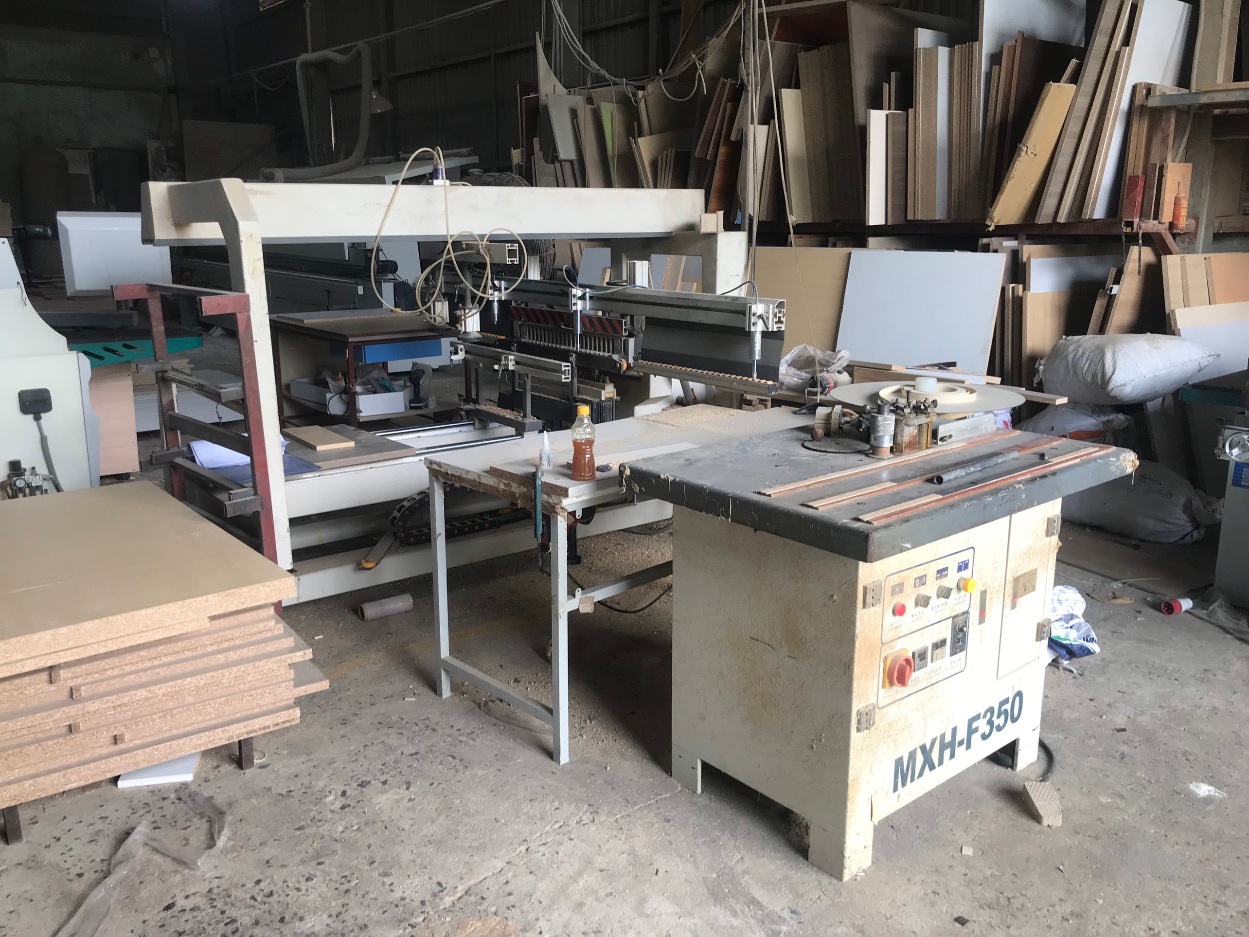 Edge banding machine